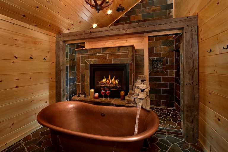 -- (United States, Gatlinburg, Tennessee)