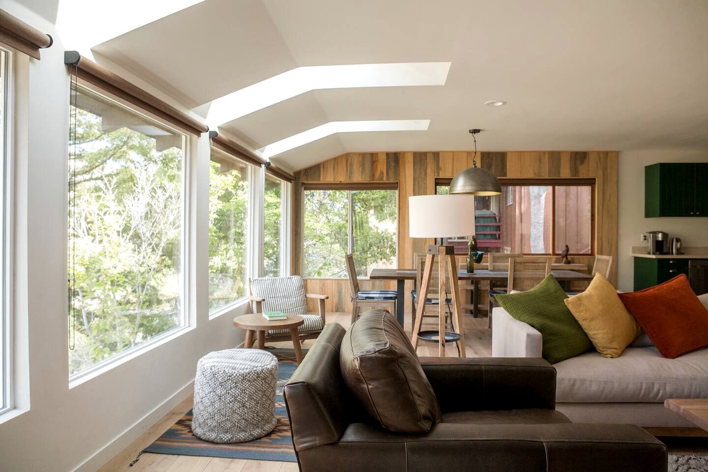 Stunning Riverfront Cabin Escape with Epic Mountain Views near Kernville, CA