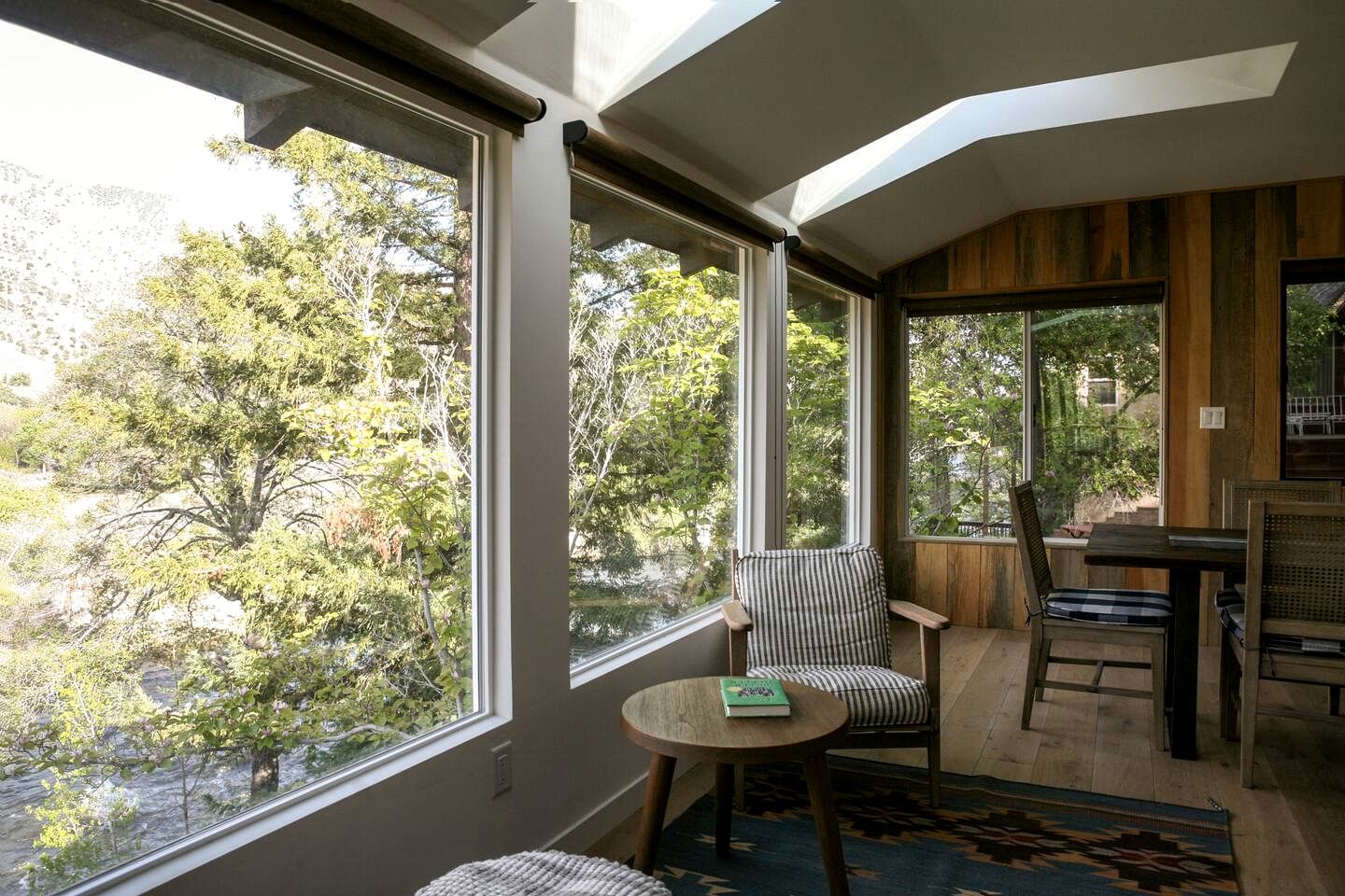 Stunning Riverfront Cabin Escape with Epic Mountain Views near Kernville, CA