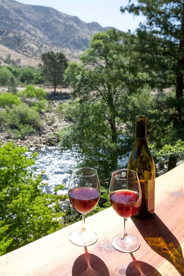 Stunning Riverfront Cabin Escape with Epic Mountain Views near Kernville, CA