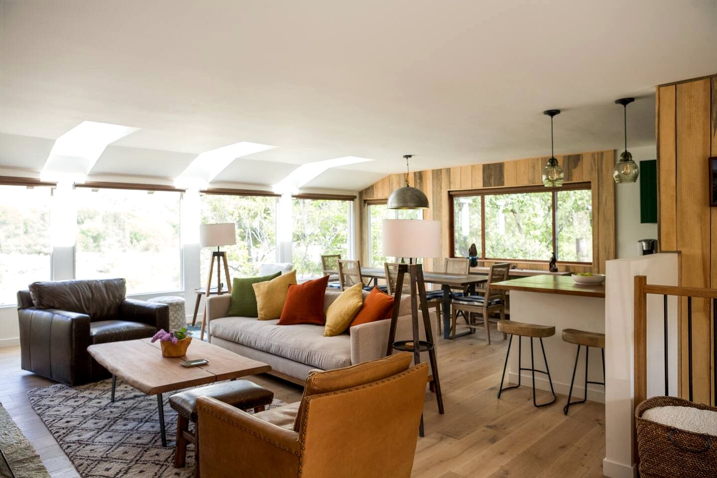 Stunning Riverfront Cabin Escape with Epic Mountain Views near Kernville, CA