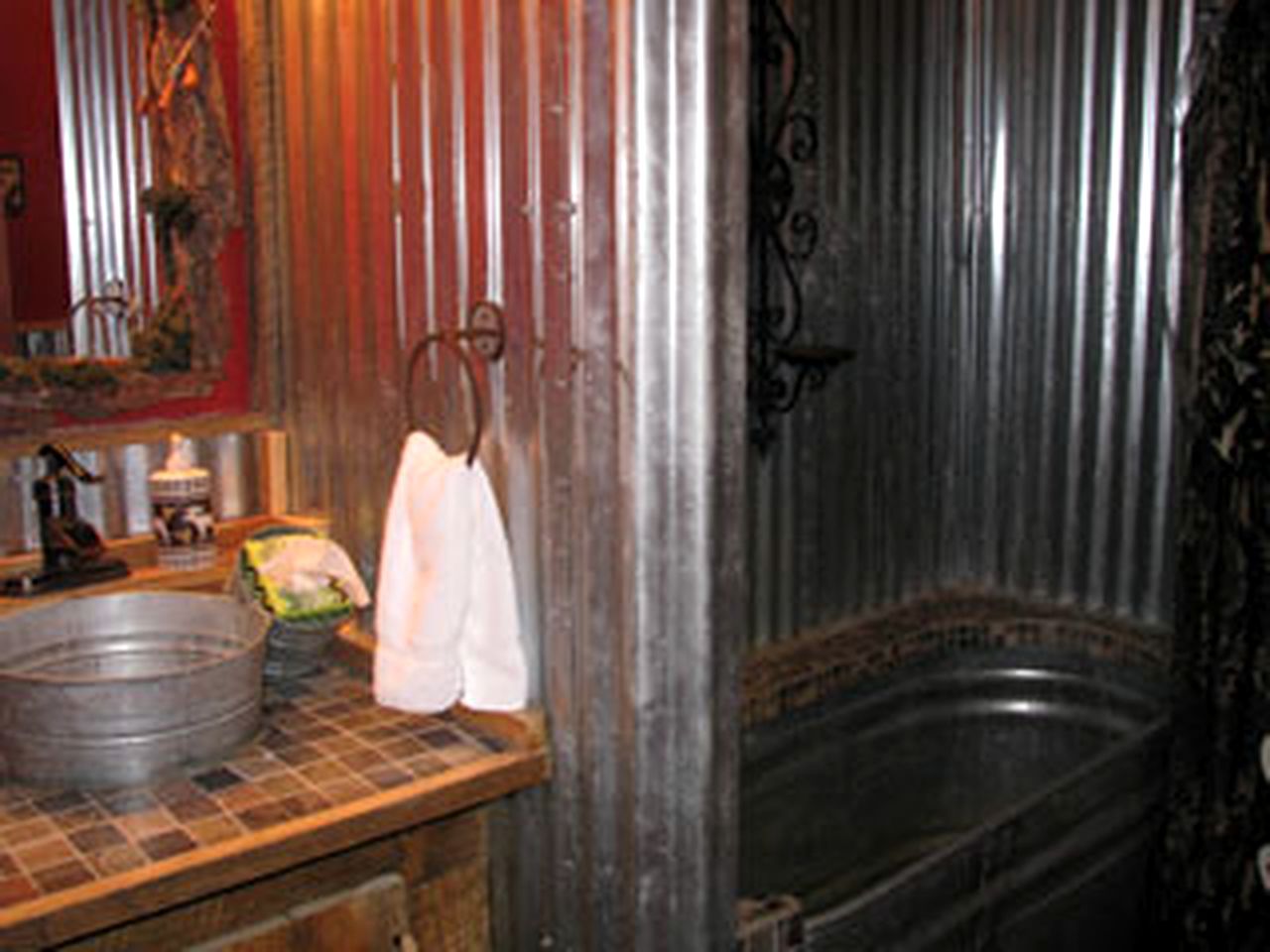 Bigfoot Cabin, Cabins, Clayton, United States of America Glamping Hub