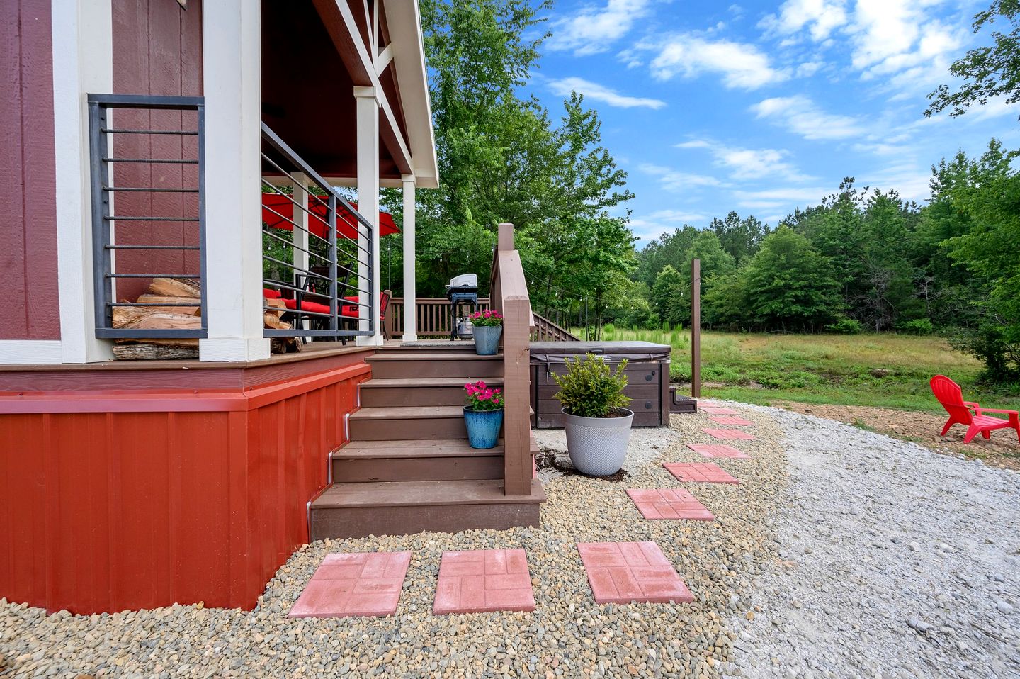 Breathtaking Cabin Nestled Amidst Trees and Barbecue Provided in Broken Bow, Oklahoma