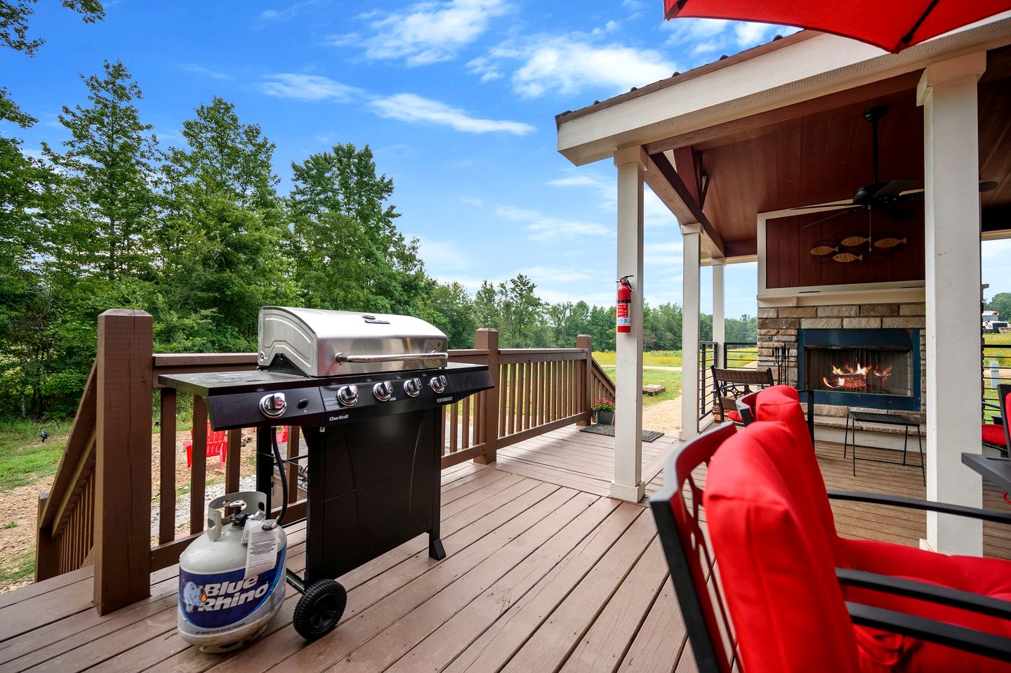Breathtaking Cabin Nestled Amidst Trees and Barbecue Provided in Broken Bow, Oklahoma