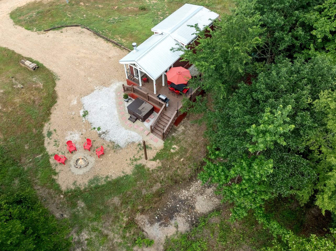 Breathtaking Cabin Nestled Amidst Trees and Barbecue Provided in Broken Bow, Oklahoma
