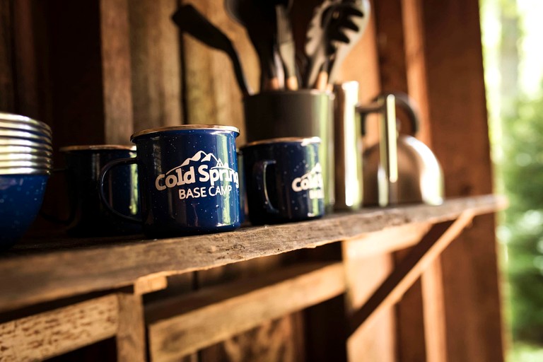 Cabins (United States of America, Zirconia, North Carolina)