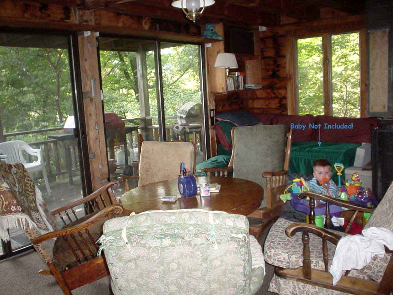 Spacious 14-Person Cabin Perfect for Families in Mount Holly, Vermont