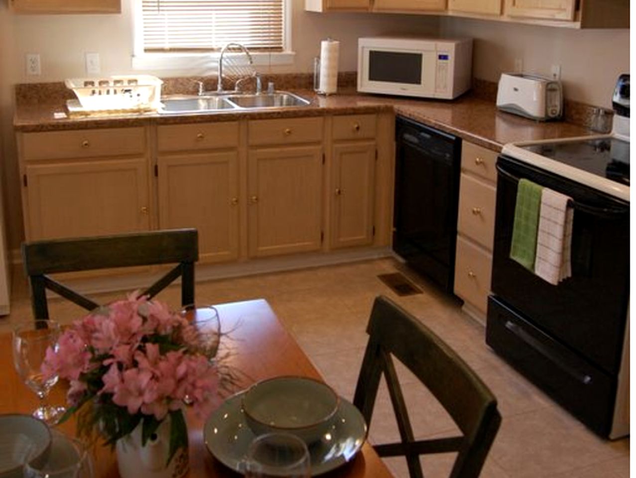 Beautiful Secluded Cottage in the Woods near the Red River Gorge in Kentucky