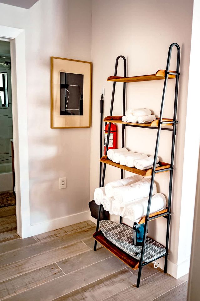 Waterfront Canal-View Vacation Home with Heated Pool & Outdoor Dining Near Fort Lauderdale Beach, Florida