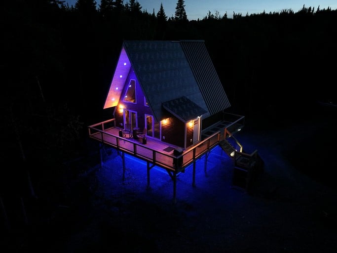 Luxurious A-Frame Cabin Nestled Among Spectacular Nature in New Hampshire