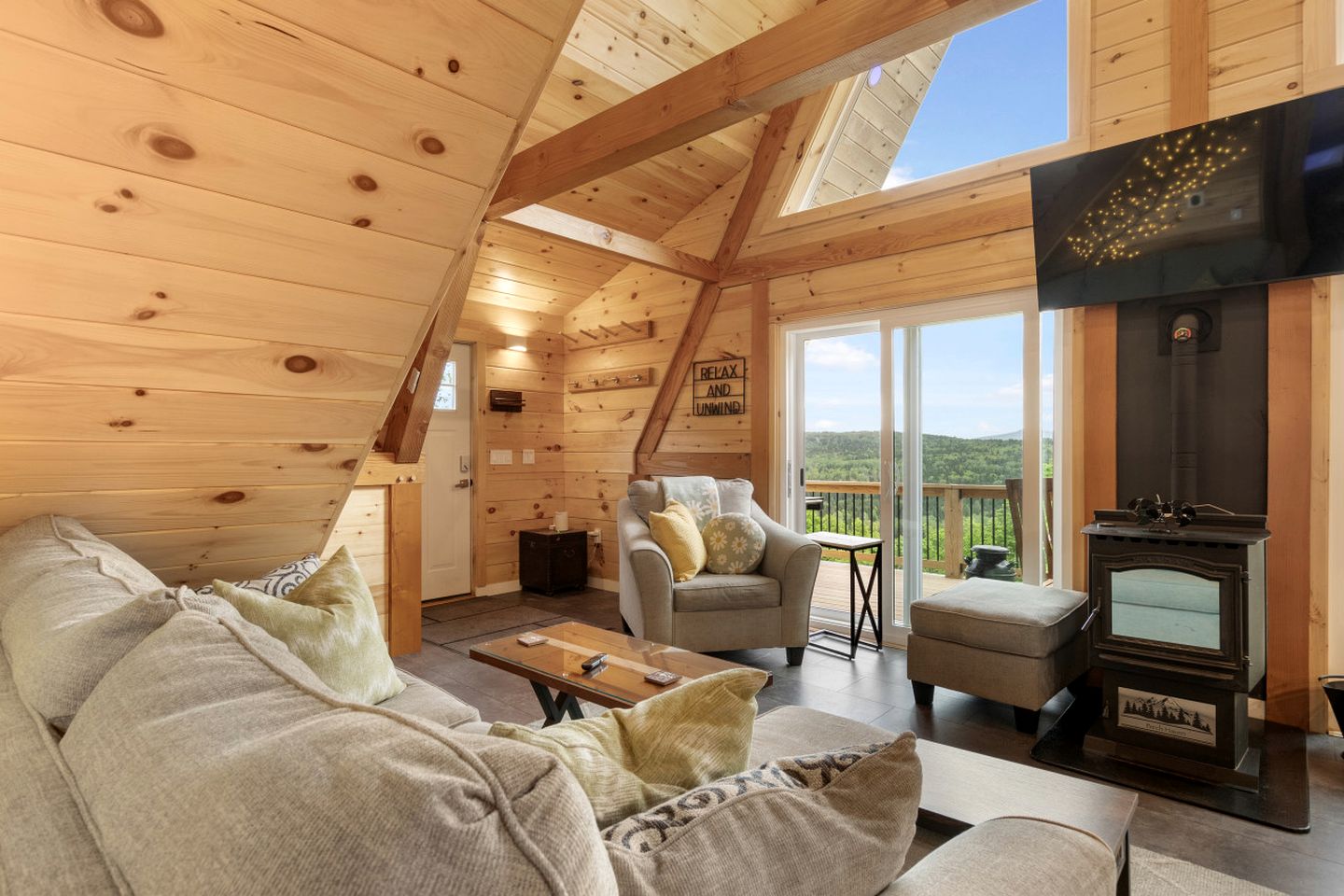 Luxurious A-Frame Cabin Nestled Among Spectacular Nature in New Hampshire