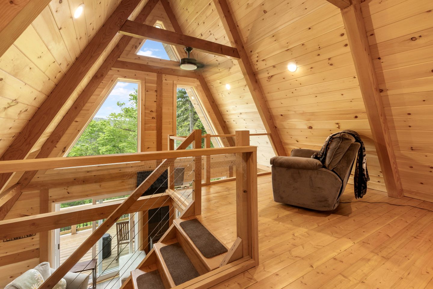 Luxurious A-Frame Cabin Nestled Among Spectacular Nature in New Hampshire
