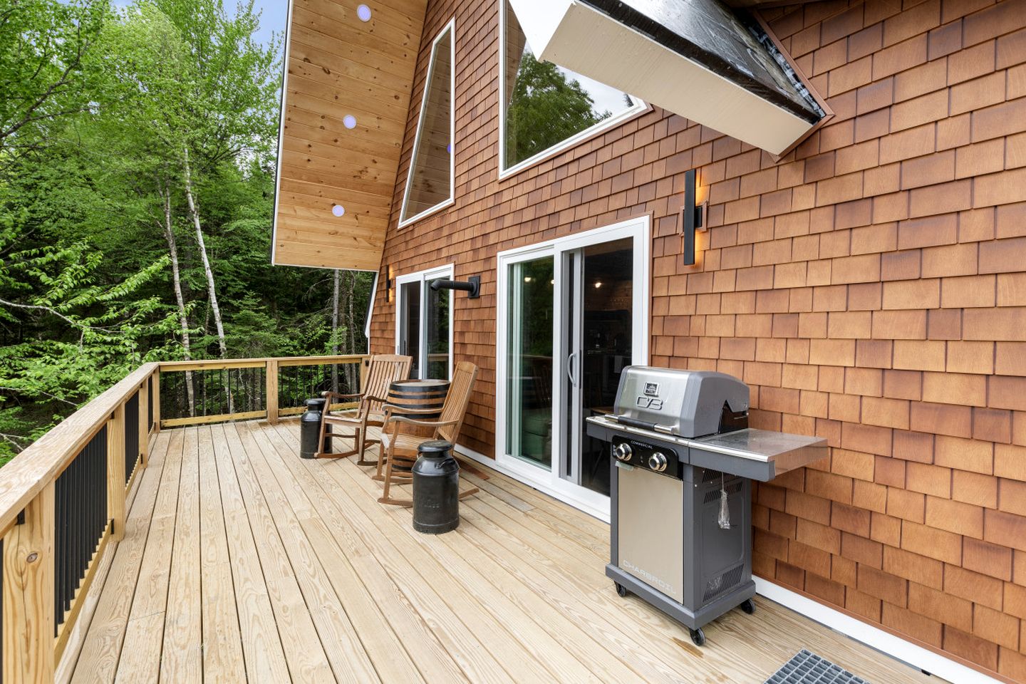 Luxurious A-Frame Cabin Nestled Among Spectacular Nature in New Hampshire
