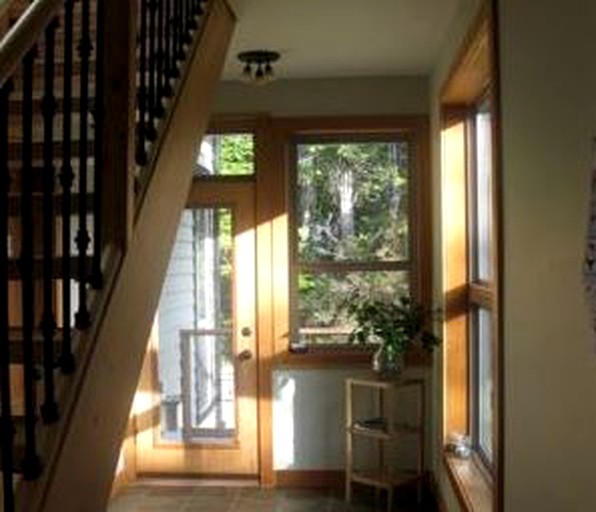 Nature Lodges (Tofino, British Columbia, Canada)