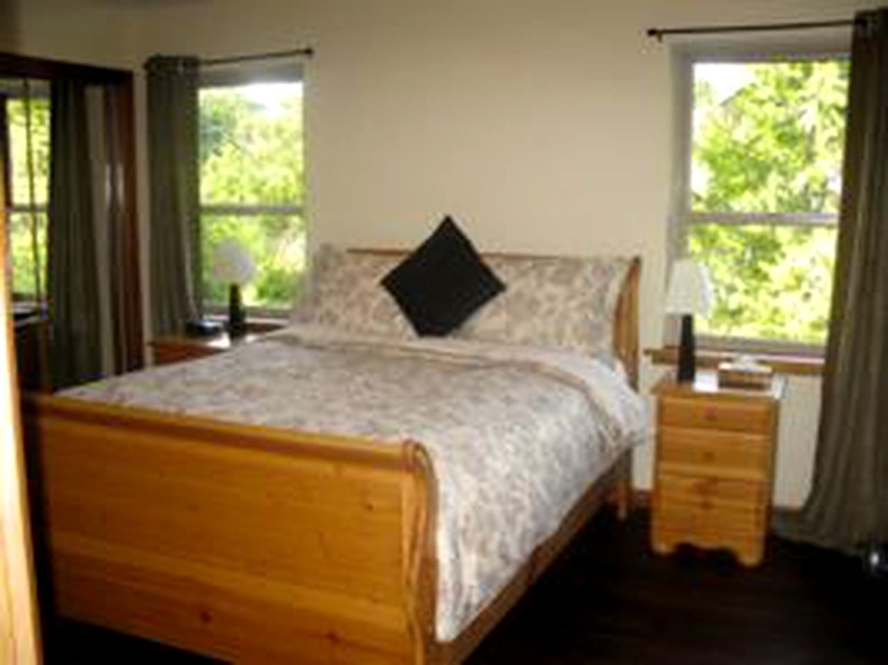 Cozy Getaway near Pacific Rim National Park in Tofino, British Columbia