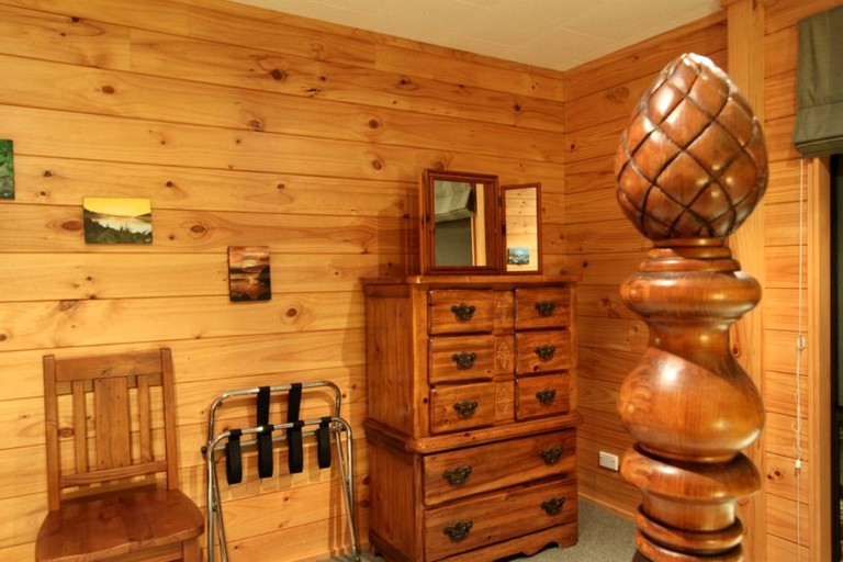 Cottages (Westport, South Island, New Zealand)