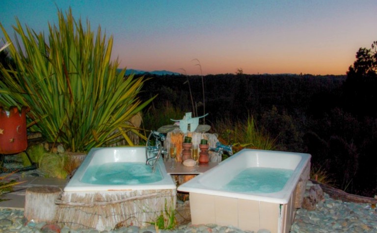 Cottages (Westport, South Island, New Zealand)