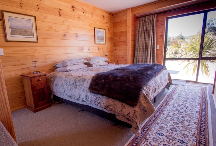 Nature Lodges (Westport, South Island, New Zealand)