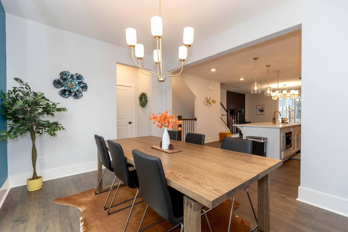 Radiant Urban Vacation Rental Sanctuary near Catawba River in North Carolina