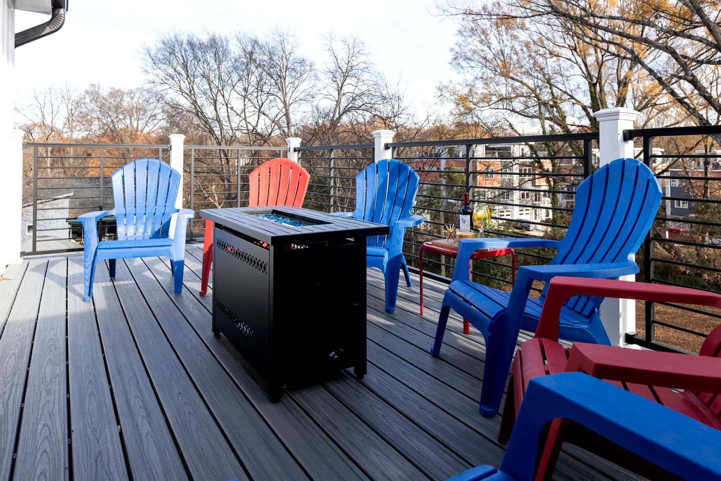 Radiant Urban Vacation Rental Sanctuary near Catawba River in North Carolina
