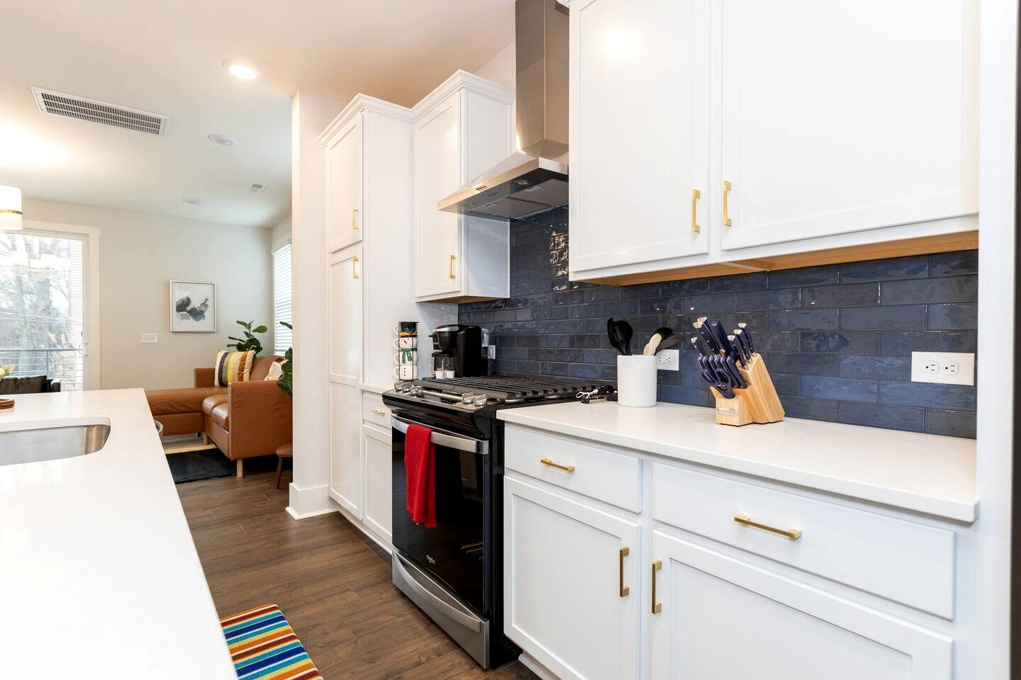Radiant Urban Vacation Rental Sanctuary near Catawba River in North Carolina