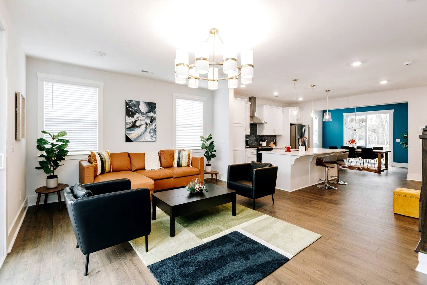 Radiant Urban Vacation Rental Sanctuary near Catawba River in North Carolina