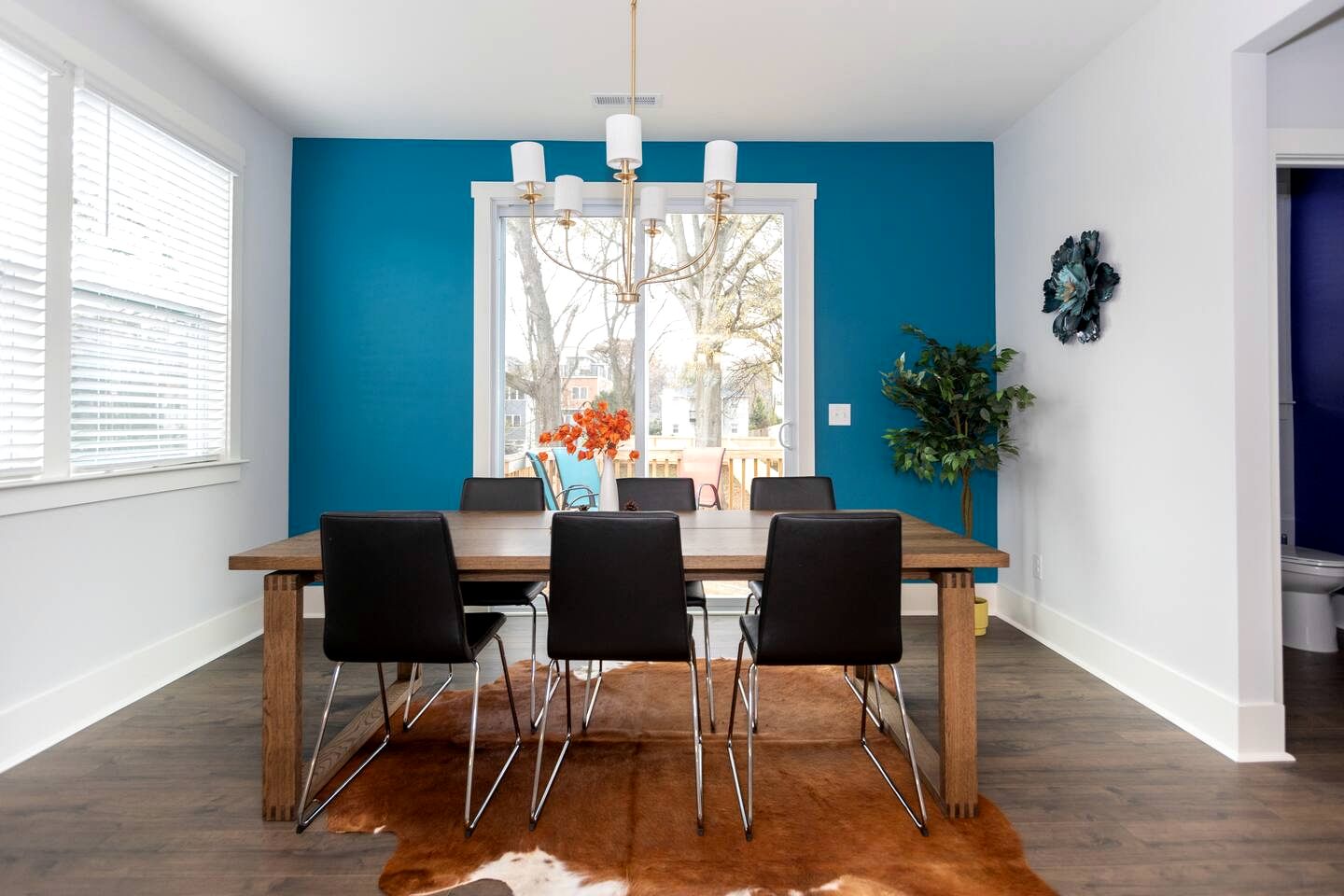 Radiant Urban Vacation Rental Sanctuary near Catawba River in North Carolina