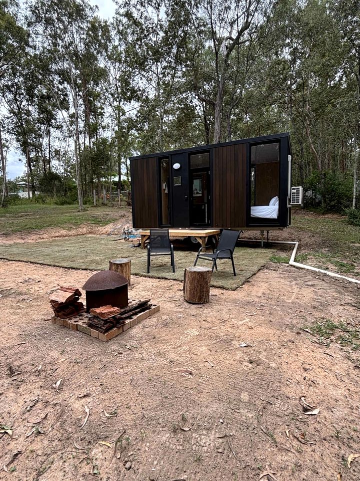 Amazing Tiny House Farm Stay Surrounded by Wildlife for a Peaceful Escape in Nature in Logan Village, Queensland