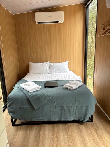 Vacation Rentals (Australia, --, --)
