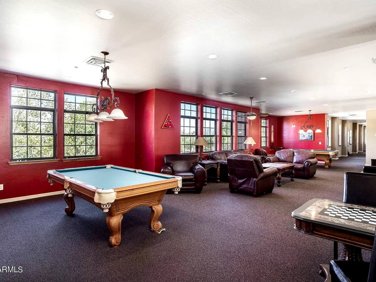 Modern Pet-Friendly Vacation Rental with Resort-Style Amenities in Overgaard, Arizona