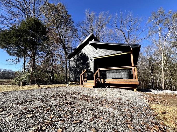 Cabins (United States of America, Carbondale, Illinois)