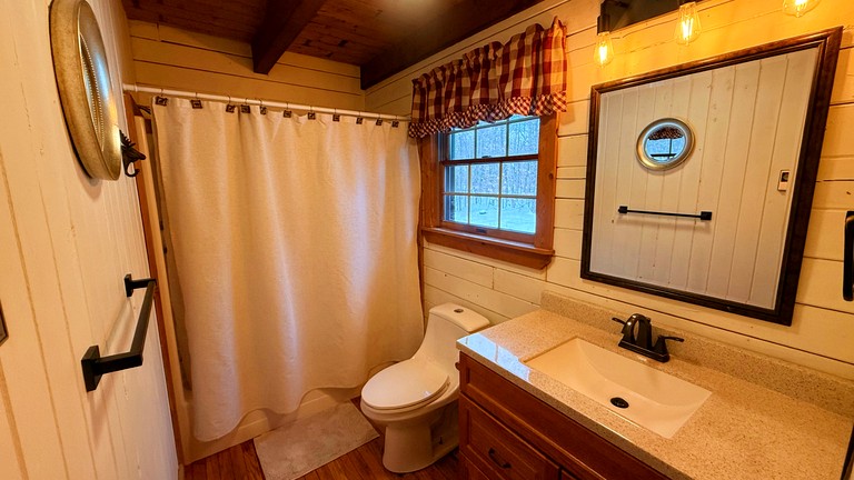 Cabins (United States of America, --, Maine)