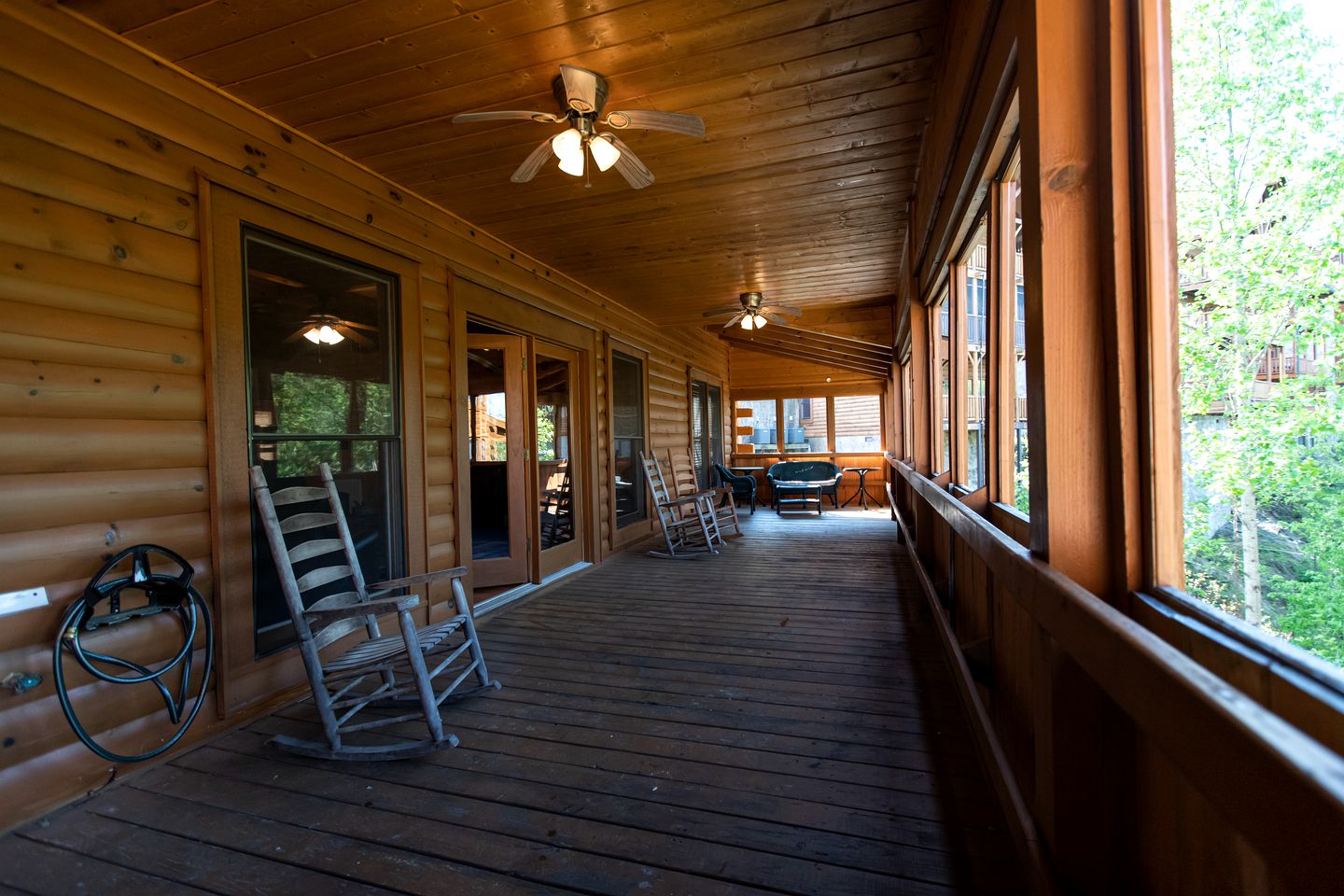 Enormous Cabin Rental for Group Getaways and Family Vacations in Tennessee