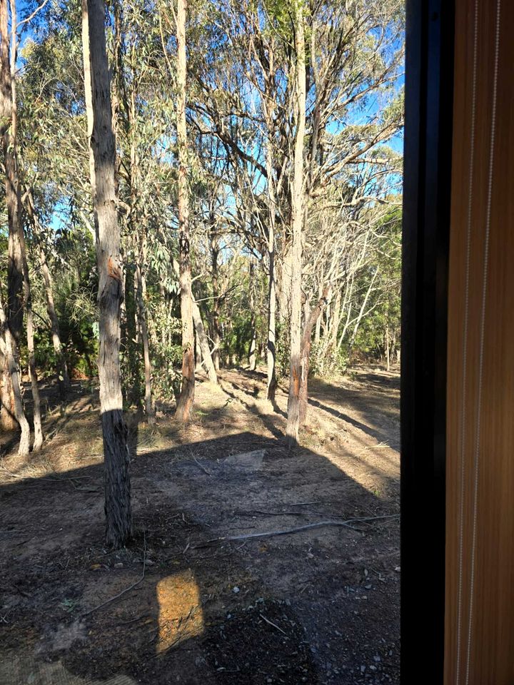 Secluded Tiny House Farm Stay with Wildlife Views near Macedon, Victoria