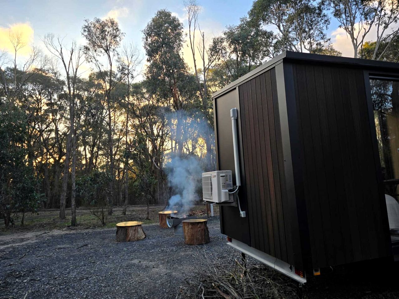 Secluded Tiny House Farm Stay with Wildlife Views near Macedon, Victoria