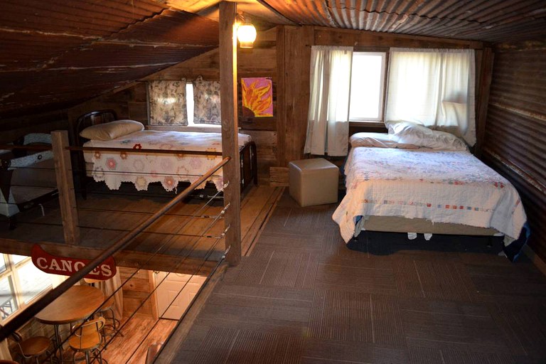 Black fork cabin, Cabins 44703, Hodgen, United States of America