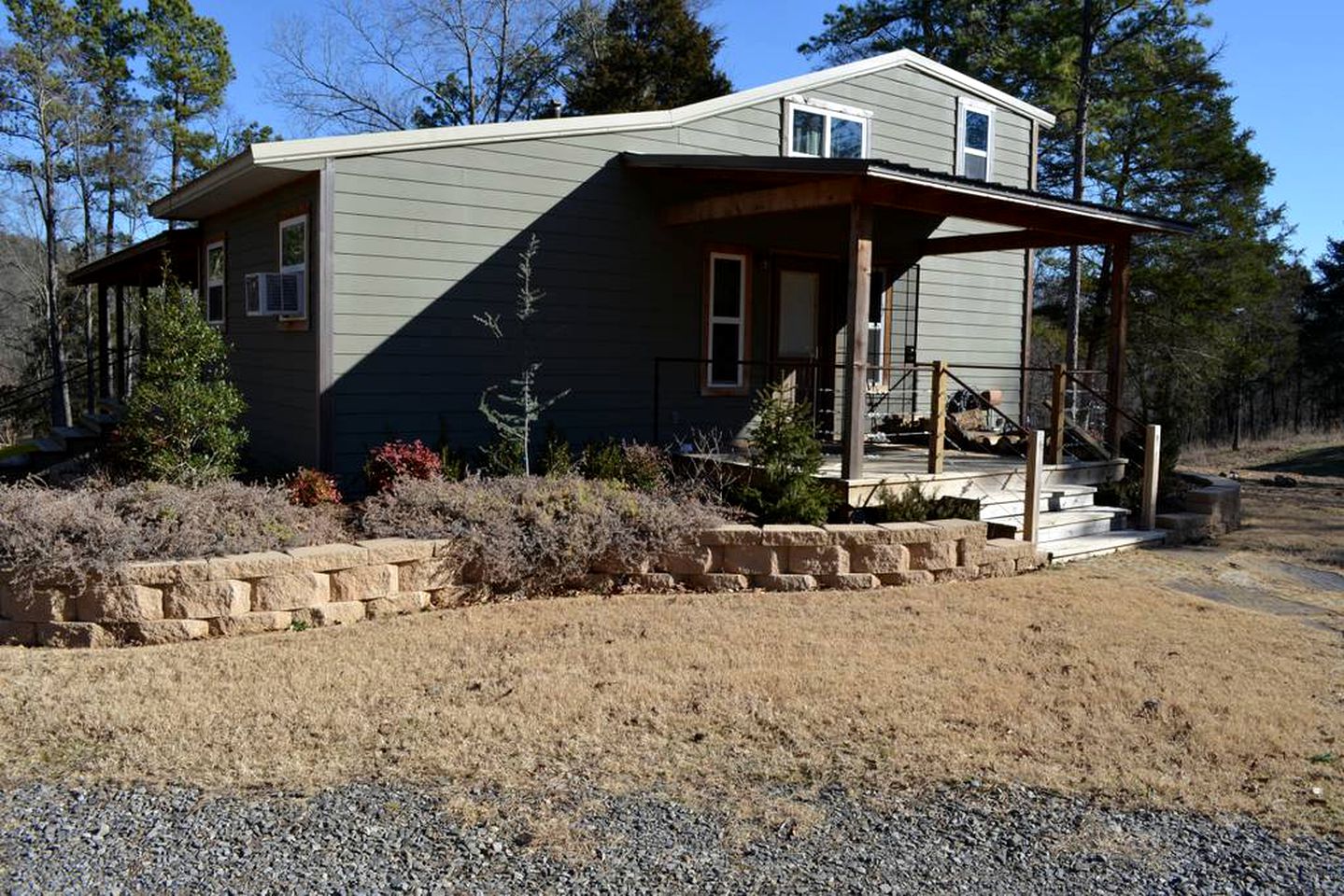 Secluded Cabin by the Black Fork River near Ouachita National Forest, Oklahoma