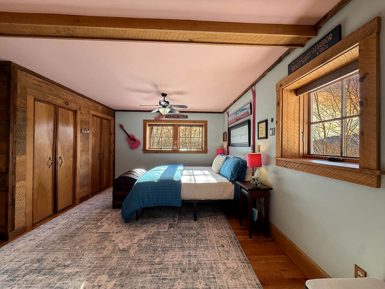 Peaceful Mountain Treehouse Oasis with Fire Pit & Gardens near Black Mountain in Jackson, New Hampshire