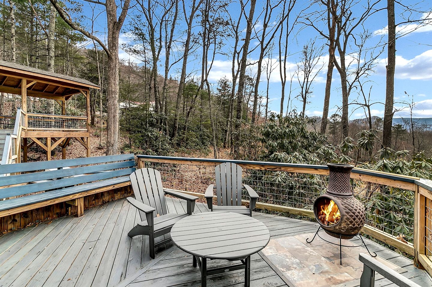 Charming Mountain Treehouse with Forest Views near Downtown Black Mountain, NC