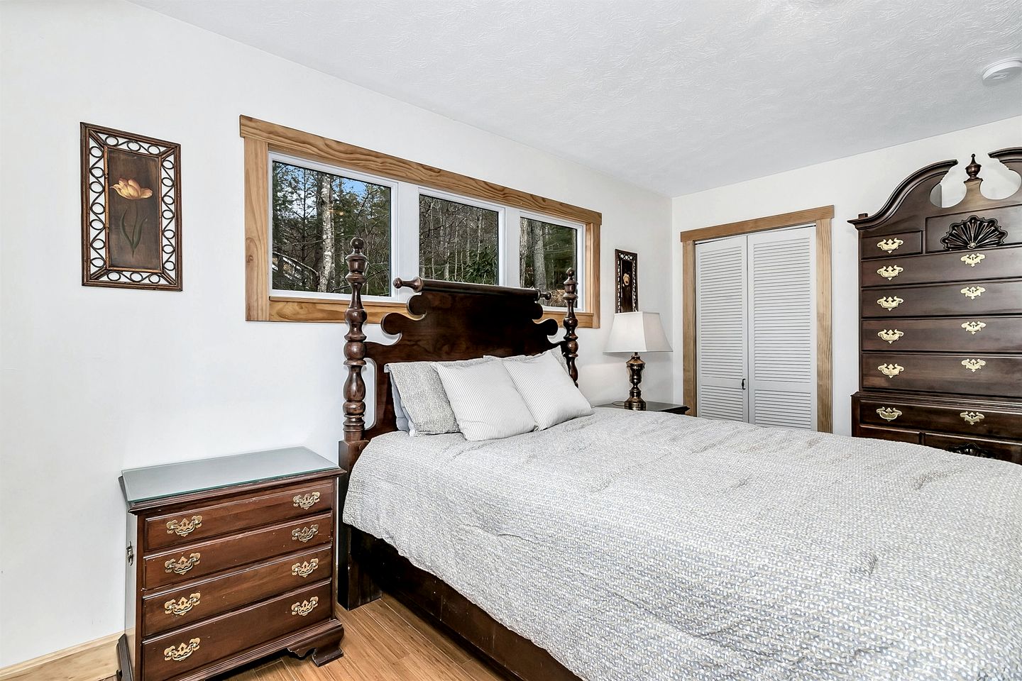 Charming Mountain Treehouse with Forest Views near Downtown Black Mountain, NC