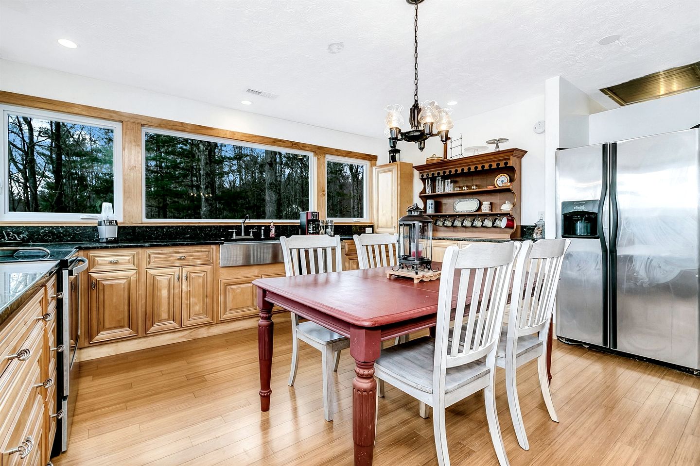 Charming Mountain Treehouse with Forest Views near Downtown Black Mountain, NC