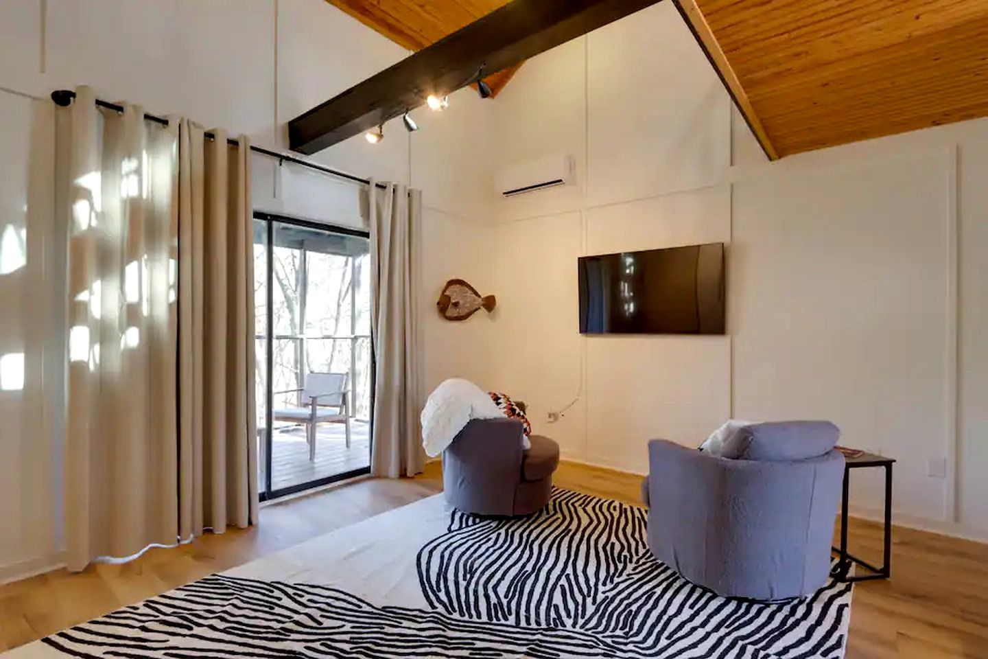 Secluded Studio Getaway with Outdoor Living and Trails Near Siloam Springs, Gentry, AR