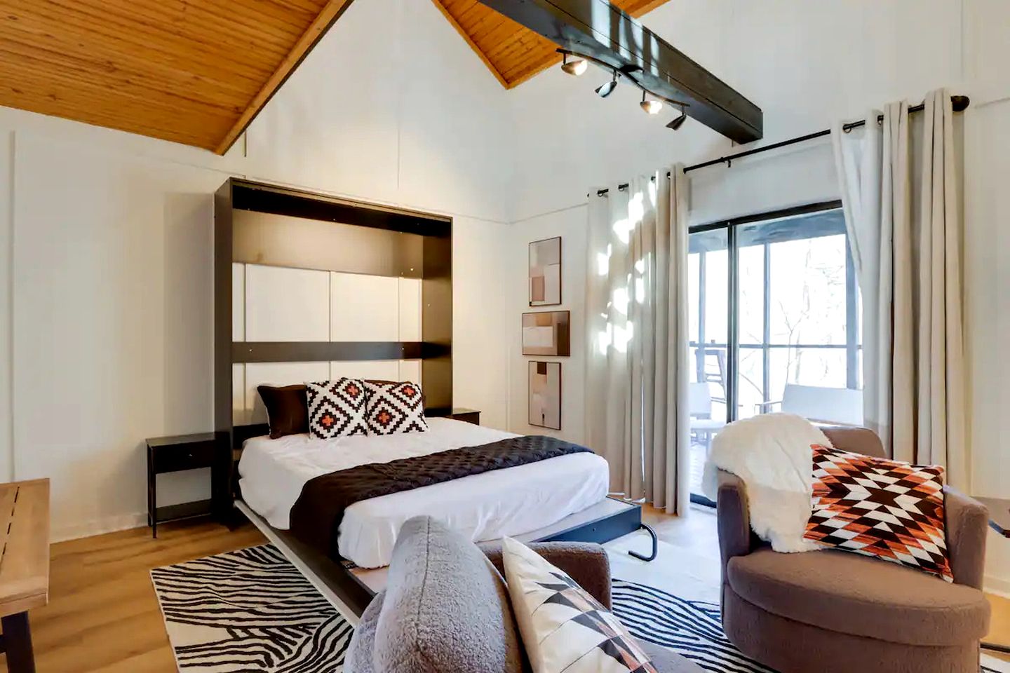 Secluded Studio Getaway with Outdoor Living and Trails Near Siloam Springs, Gentry, AR