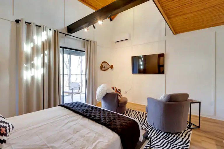 Cabins (United States of America, Gentry, Arkansas)