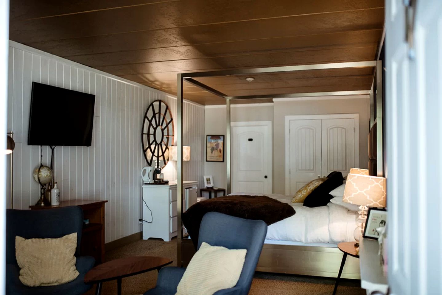 Stunning Suite Rental with Panoramic Lake Views in Sundridge, Ontario