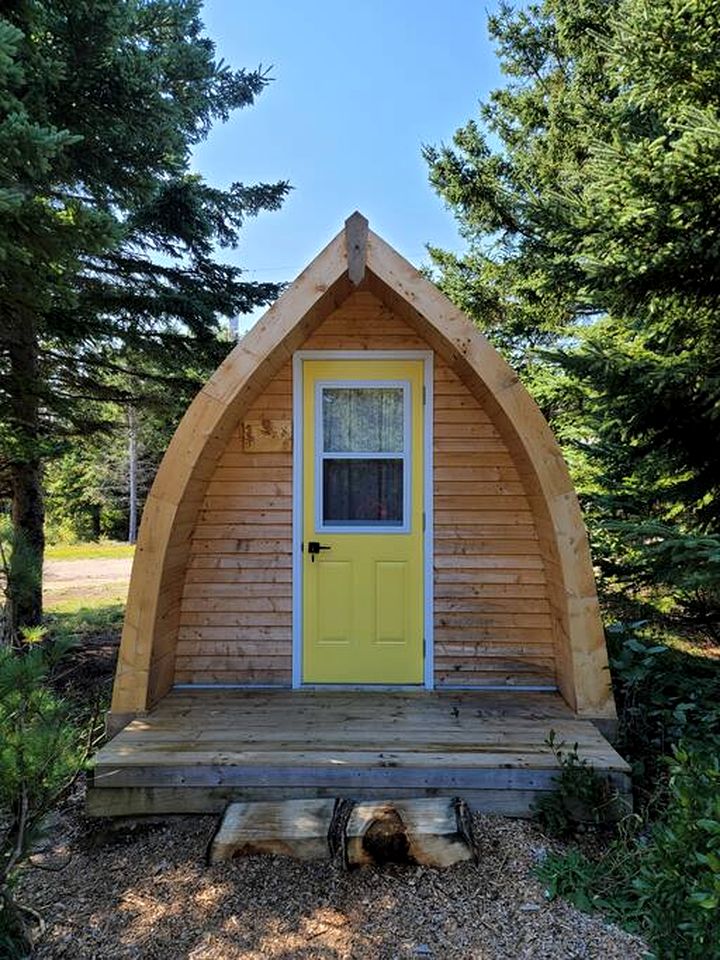 Water Cozy Pod Ideal for Two in Nova Scotia