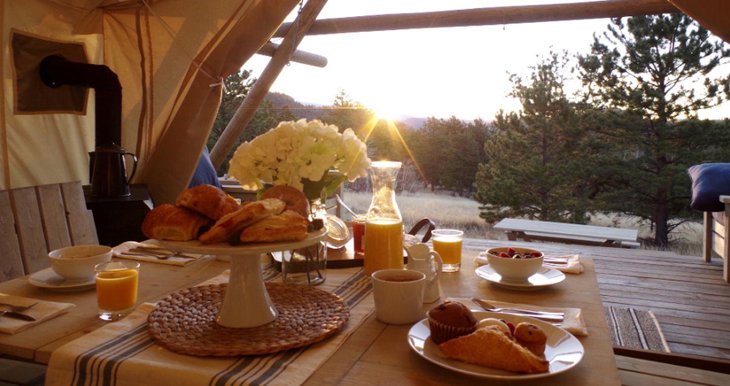 Gorgeous Family-Friendly Tent Getaway in Lake George, Colorado