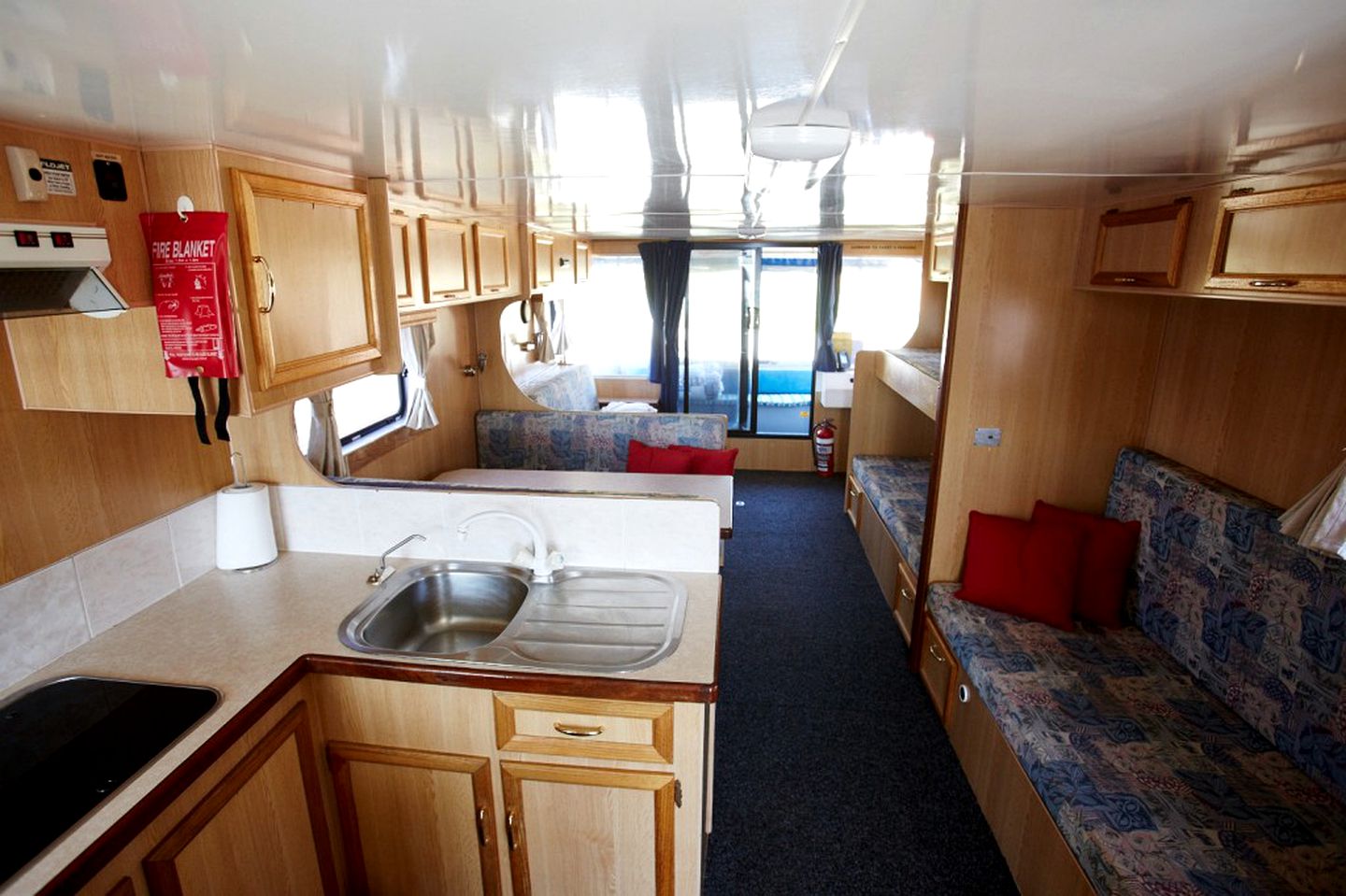 Boats & Floating Homes (Augusta, Western Australia, Australia)