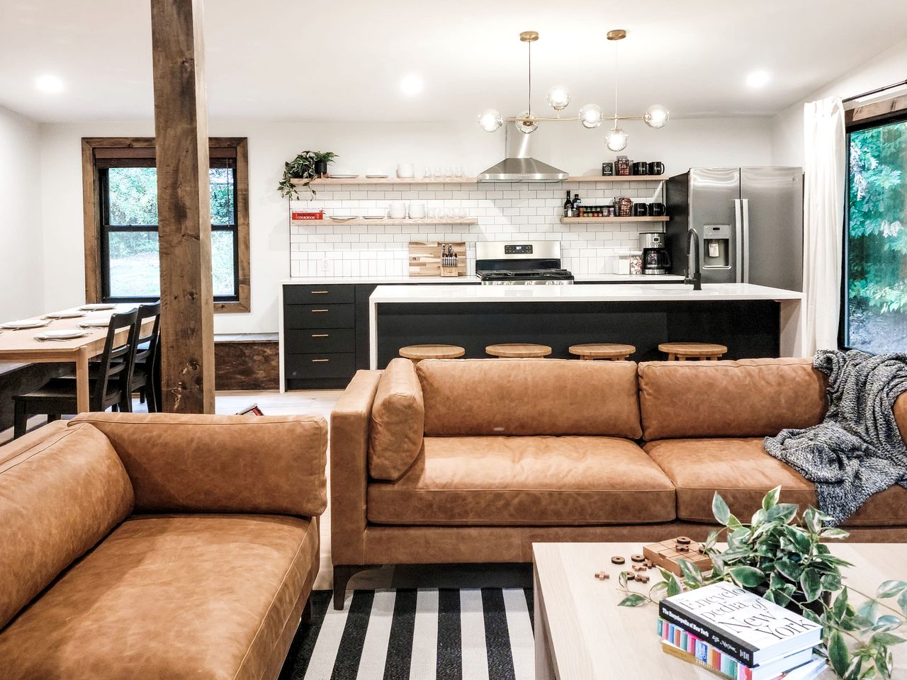 Recently Renovated Cabin with Beautiful Outdoor Living and Fire Pit in NY