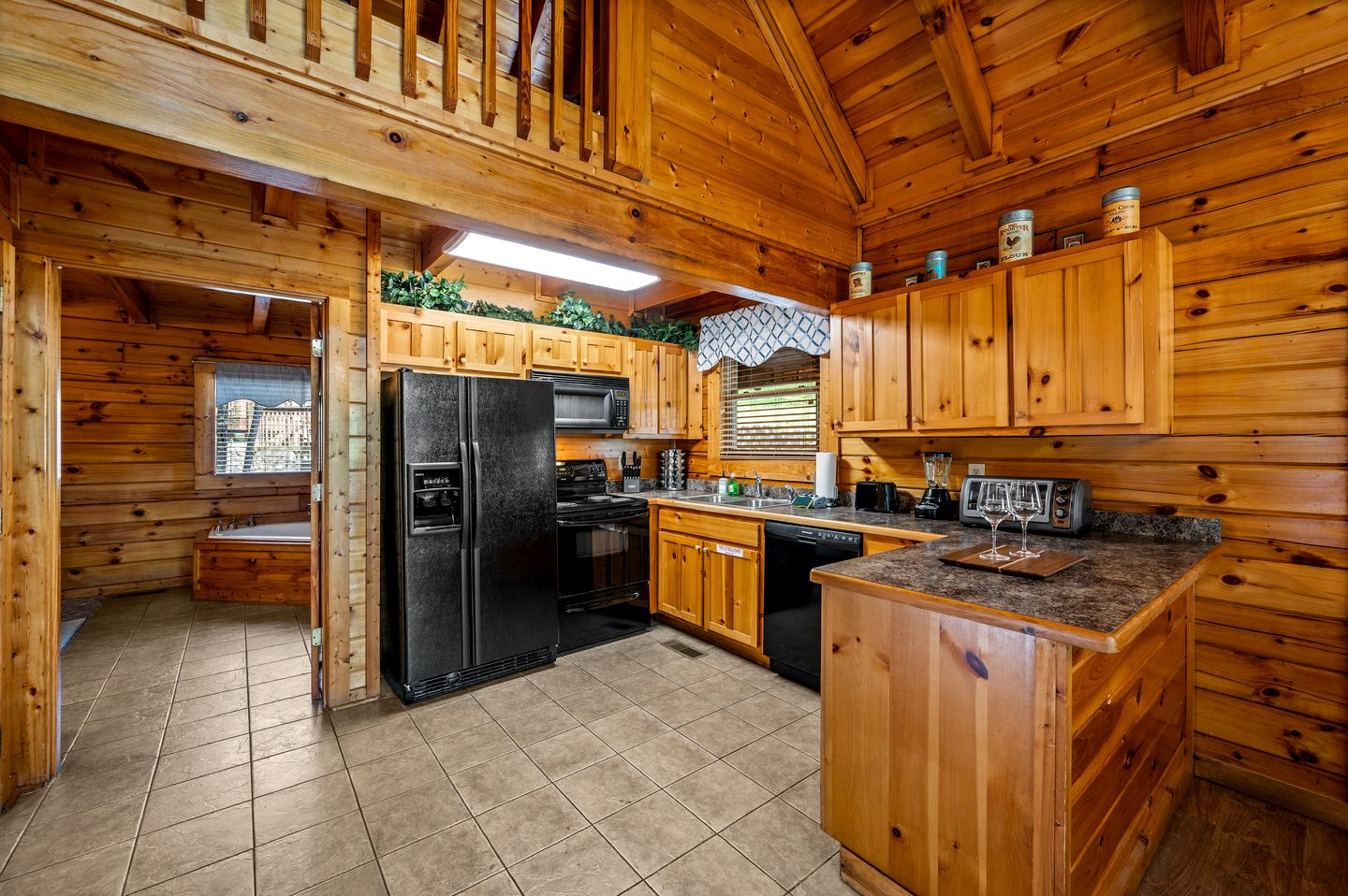 Romantic Smoky Mountain Cabin with Hot Tub, Scenic Views & Game Loft near Pigeon Forge, Tennessee